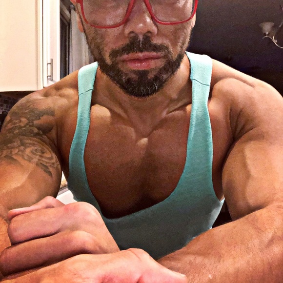 Meet your posh daddies - Picture 3 of 3